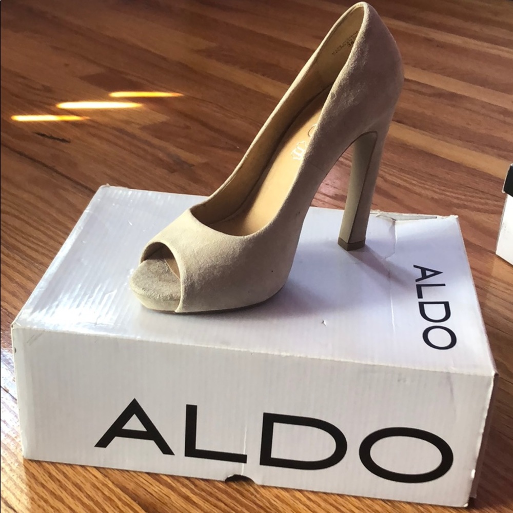 Ivory Worstell Aldo heels